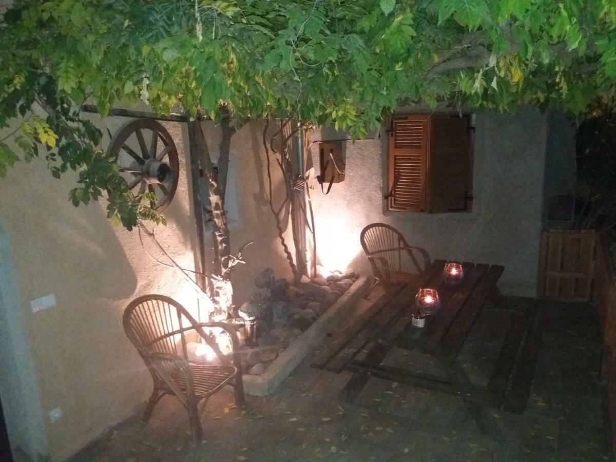 Haus Moeltner - Apartment "Weinansetz" Caldaro Exterior foto
